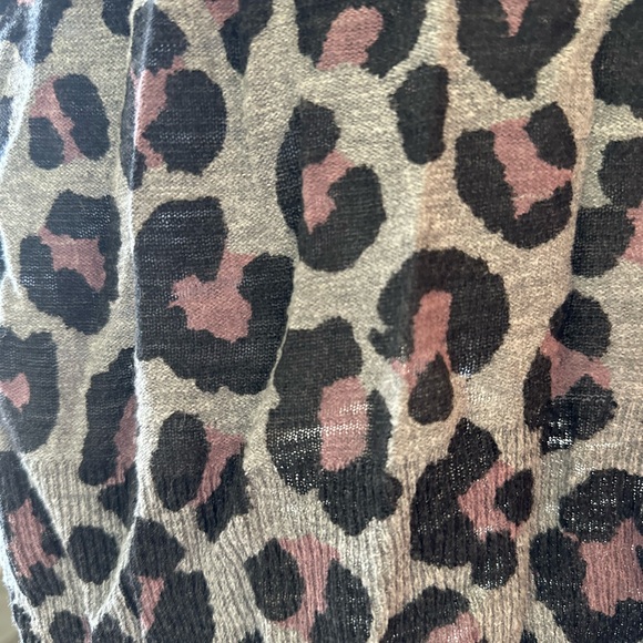 Slub Boyfriend Cardigan Button-Front sweater - Picture 7 of 12